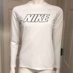 Nike Athletic/Athleisure/Swim L/S Tee, NWT!